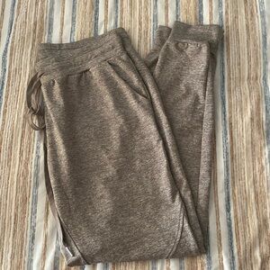 LIKE NEW BuffBunny joggers